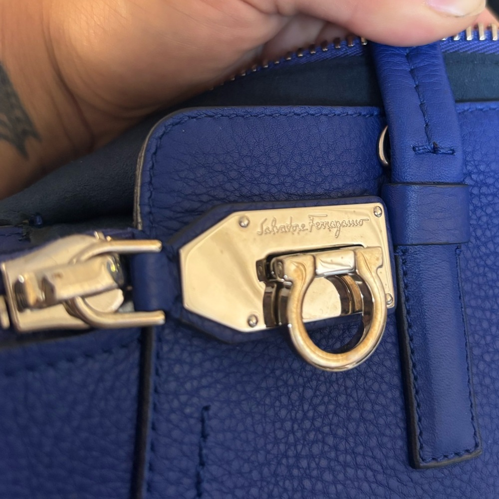 Handbag - Picture 12 of 12